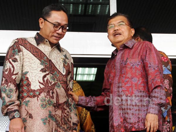 JK Buka Cerdas Cermat MPR