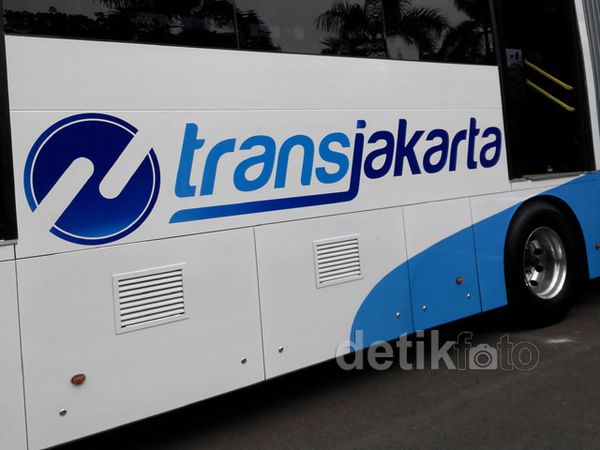 TransJakarta Berganti Logo