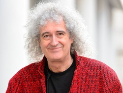 Brian May Selalu Beli Tiket Pesawat Kelas 1 untuk Gitarnya