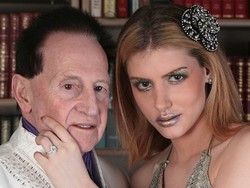 Tunangan dengan Miliarder 71 Tahun, Gabi Grecko Takut Ditinggal Duluan