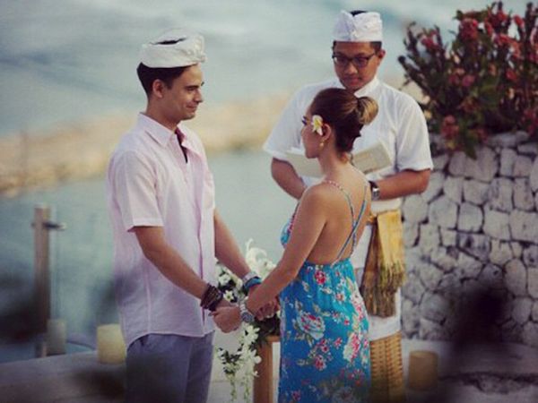 So Romantic... Rayakan Ultah Pernikahan, BCL dan Ashraf Intim di Bali