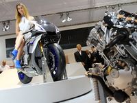 Moge Yamaha R1 Model Anyar