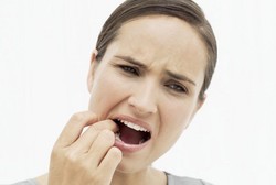 Sering Kena Sariawan, Apa Sebabnya?