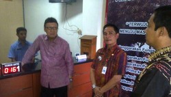 Mendagri Tinjau Pelayanan di Kecamatan Semarang Barat