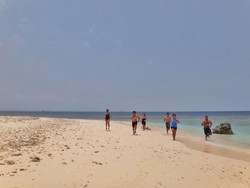 Pulau Badul di Ujungkulon, Serasa Milik Pribadi