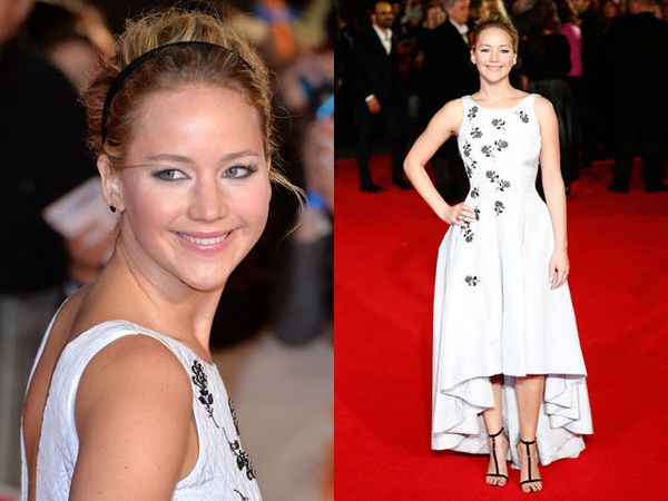 Jennifer Lawrence Berseri-seri di Premiere 'The Hunger Games'