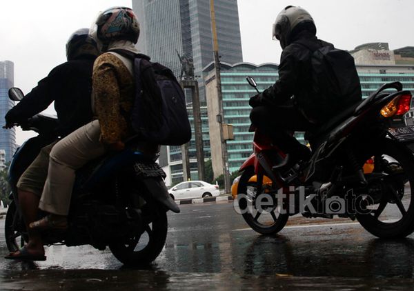 Mulai Desember, Motor Dilarang Melintas di HI