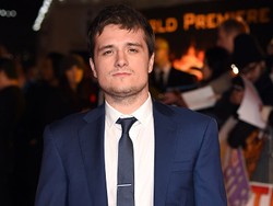 Hii.. Josh Hutcherson The Hunger Games Ingin Makan Daging Manusia