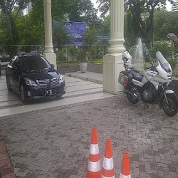 Tak Seperti Biasa, Menteri Susi Ngantor Agak Siang