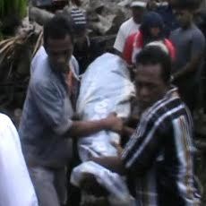 Pekerja Proyek Kabel Optik Tewas Saat Gali Tanah