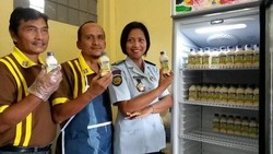 Napi Tipikor Lapas Sukamiskin Produksi Susu Kedelai