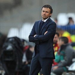 Cruyff: Jangan Dulu Menilai Luis Enrique