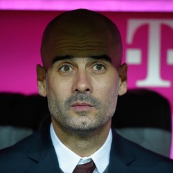Guardiola Tutup Pintu Latih Barcelona Lagi