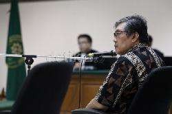 Divonis 8 Tahun, Eks Kepala Bappebti Luapkan Emosi ke Wartawan