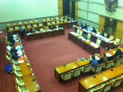 Hanya 11 Anggota DPR dari KMP yang Hadir di RDPU Komisi III