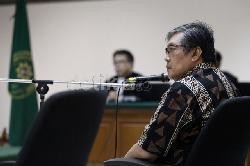Terbukti Korupsi dan Cuci Uang, Eks Kepala Bappebti Dihukum 8 Tahun Bui