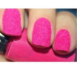 Mengenal 8 Jenis Cat Kuku, dari Tekstur Cream Hingga Berbulu