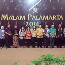 KPP Madya Sidoarjo Beri Penghargaan ke Perusahaan Wajib Pajak