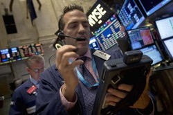 Dow Jones dan S&P Cetak Rekor Baru Meski Perdagangan Sepi