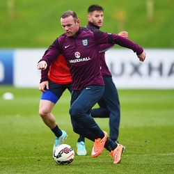 Di Ambang Caps ke-100, Rooney Juga Didoakan Segera Pecahkan Rekor Gol Inggris