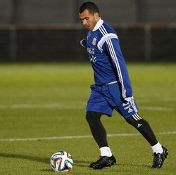 Martino Sebut Tevez Memang Pantas Masuk Skuat Argentina Lagi