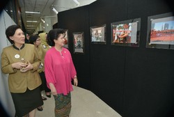 Gratis untuk Umum, Kemenkes Pamerkan Foto-foto Sejarah Pembangunan Kesehatan