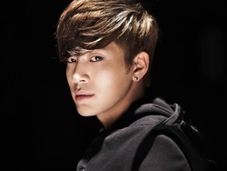 Se7en Bebas Wajib Militer Desember