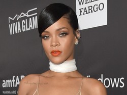 Ne-Yo: Album Baru Rihanna Baru Luar Biasa!