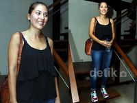 Tank Top dan Jeans, Gaya Santai Hannah Al Rasyid