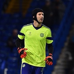 Soal Masa Depan, Cech Ikuti Kemauan Klub
