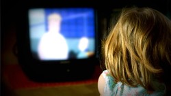 Tayangan Iklan Rentan Membuat Anak-anak Alami Obesitas