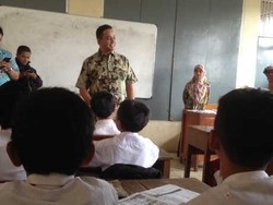 Audiensi dengan Guru, Anies Terima Banyak Keluhan Soal Kurikulum 2013