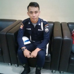 Ini Pengakuan Polsuska Baik Hati Apriatna yang Tolong Ibu Terluka di Commuter Line