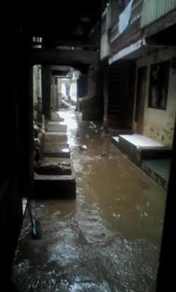 Jeritan Warga Kampung Pulo: Ahok Bukan Malaikat, Banjir Nggak Bisa Diprediksi