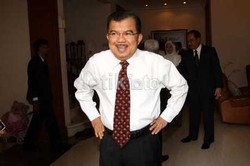 JK Tinjau Ruang Kerja Pegawai Istana Wapres