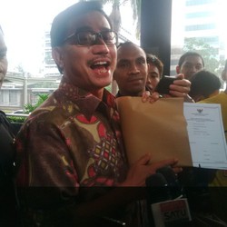 Datang ke KPK, Menteri Agraria Ferry Mursyidan Baldan Laporkan LHKPN