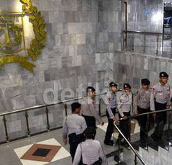 12 Ribu Personel Polri Siap Amankan Pelantikan Ahok Jadi Gubernur DKI