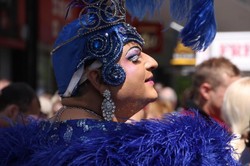 Ketika Gay, Lesbian & Transgender Kumpul di Inggris