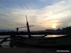 Petualangan Akhir Pekan ke Pantai Santolo, Garut
