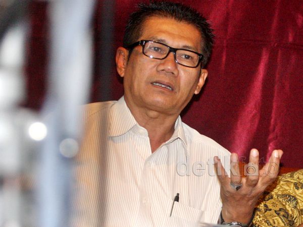 Golkar Harus Pilih Pemimpin Muda Golkar Harus Pilih Pemimpin Muda