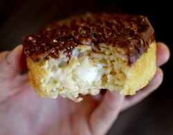Ramnut, Paduan Donat dan Ramen Berisi Custard Lembut