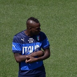 Ada Kesempatan, De Rossi Jelaskan Sentilan Stiker Panini ke Balotelli