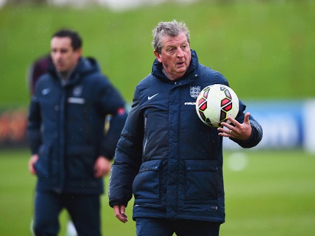 Baines Berharap Hodgson Tangani Inggris Lebih Lama