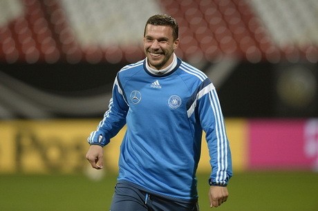 Lawan Gibraltar, Jerman Akan Pasang Podolski dari Awal