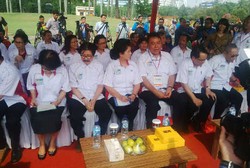 Buka Pameran Pembangunan Kesehatan, Menkes Nila Datang Didampingi Suami