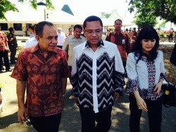 Pulang ke NTT, Menperin Saleh Husin Terima Keluhan Pengusaha Garam