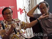 Diskusi Berebut Golkar