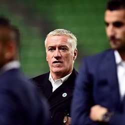Prancis Diimbangi Albania, Deschamps Tak Kecewa