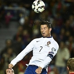Gol CR7 Menangkan Portugal atas Armenia