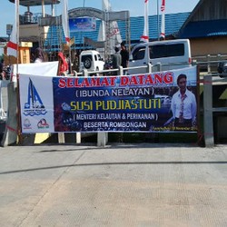 Blusukan ke Derawan, Susi Disambut Spanduk Ibunda Nelayan